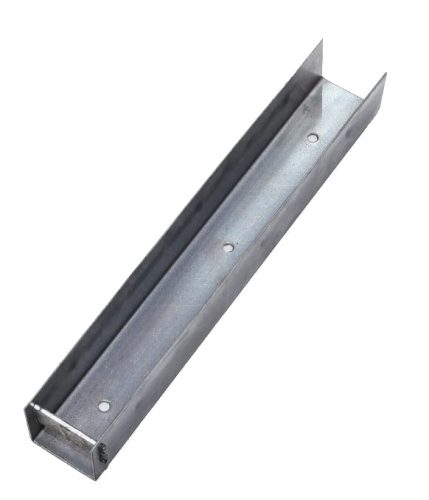 Alfafence U profil, betonelemhez, horganyzott, talppal, furatolt, 40mm x 300mm x 38mm